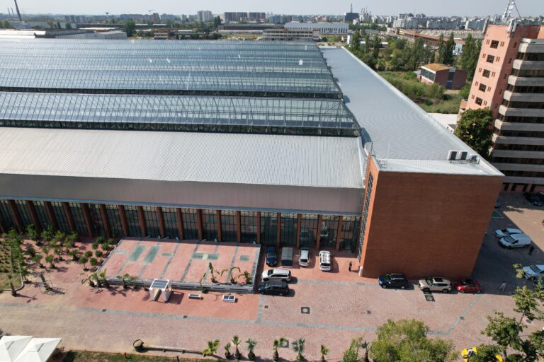 Hala Laminor – de la ruină industrială la spațiu emblematic al Bucureștiului