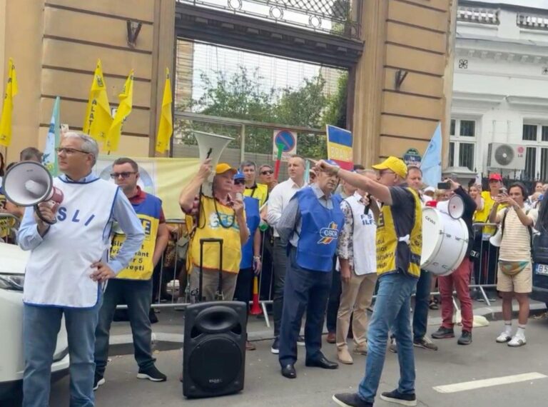 Întâlnire între Nicuşor Dan și sindicaliștii din Educație, în contextul protestului național