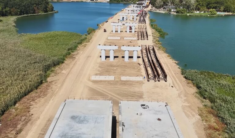 Lucrările la viaductul de la Cernica au atins un stadiu avansat de 80%