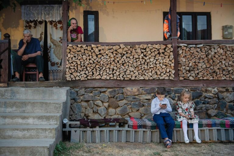 Obiecte cu poveste la M.Ț.R, un eveniment emoționant dedicat diasporei românești