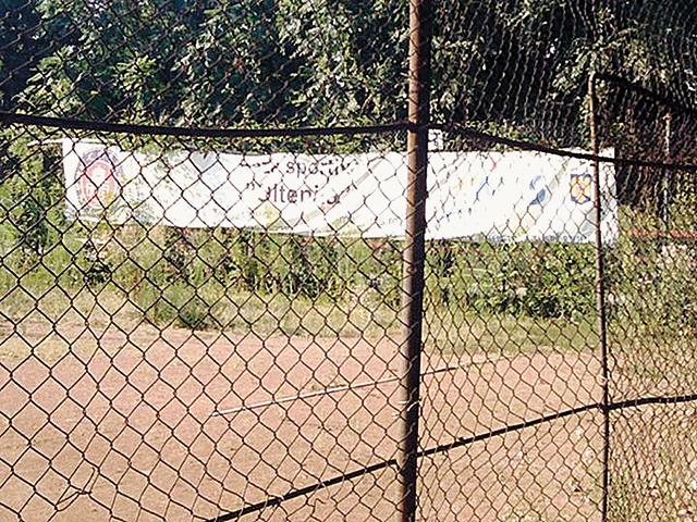 Primăria Sectorului 4 intenționează reabilitarea bazei sportive de pe Șoseaua Olteniței