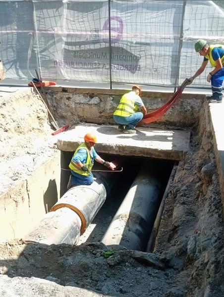 Reparații rapide la galeria de termoficare din București