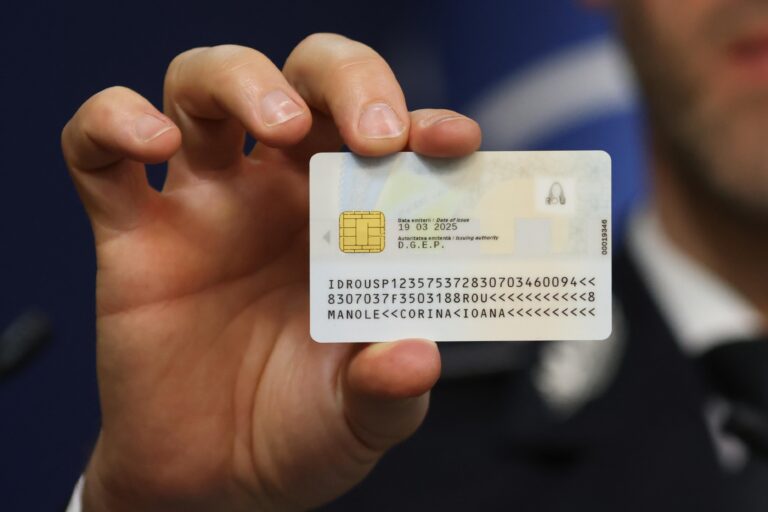 RoCEIReader: Aplicația mobilă pentru citirea datelor din cartea electronică de identitate este acum disponibilă