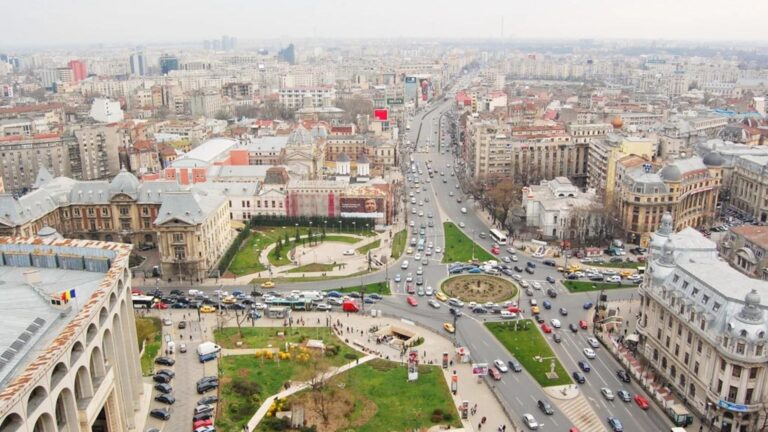 Salariile directorilor de la Termoenergetica rămân constante, în ciuda tăierilor generale