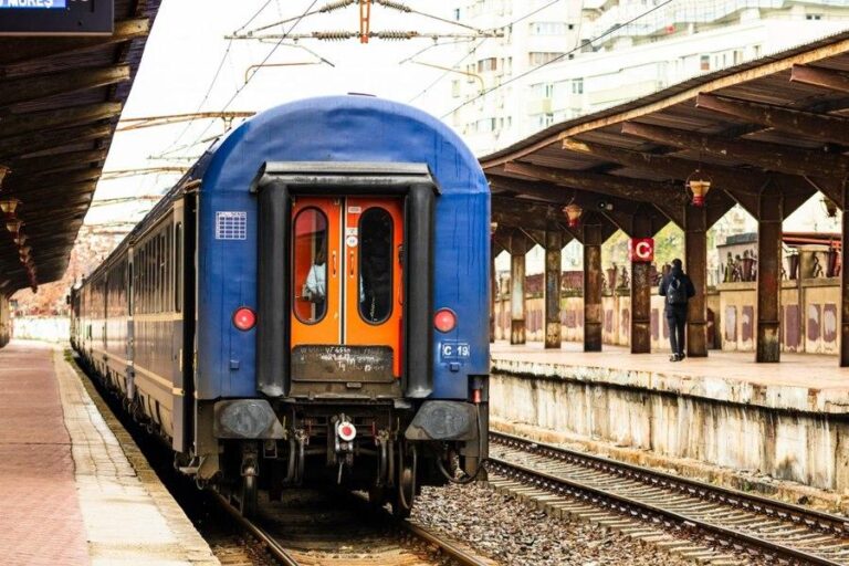 Trenul Metropolitan Bucureşti intră în linie dreaptă