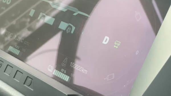 Troleybuzul electric Solaris din București atinge 100.000 km fără defecțiuni