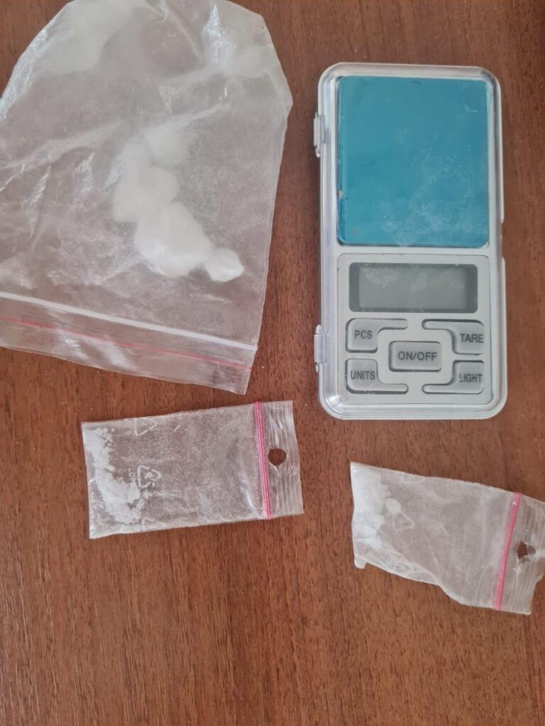 Un caz șocant de dependență: Tânărul care a vândut carnea din congelator pentru droguri