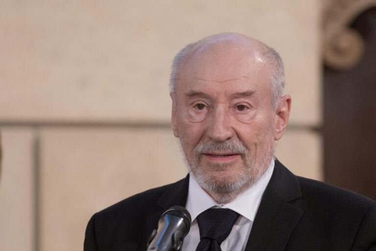 Victor Rebengiuc își ia rămas bun de la personajul André din piesa „Tatăl”