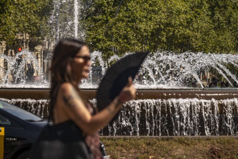 Meteorologii anunță când se va răci vremea