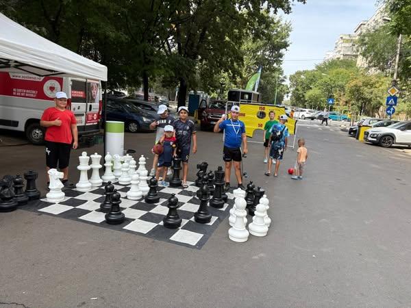 Weekendul continuă cu ziua 2 din aventura urbană la Străzi deschise