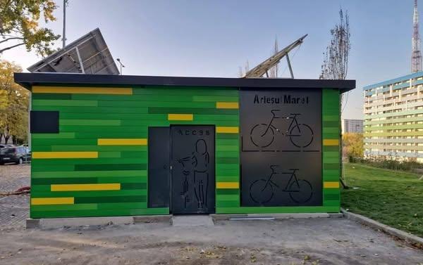 150 de locuri securizate pentru biciclete, disponibile în 3 parcări noi!