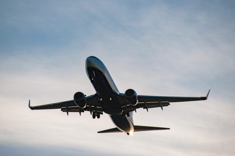 Aterizare de urgenţă pe Aeroportul Henri Coandă: Avionul British Airways circula pe ruta Istanbul – Londra