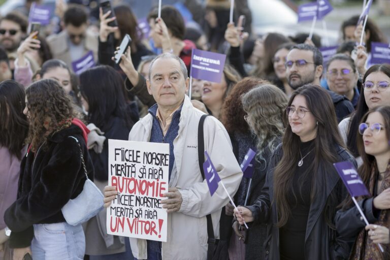 Cea de-a 11-a ediție a Marșului Împreună pentru Siguranța Femeilor va avea loc în Piața Universității, Duminică la ora 15:00