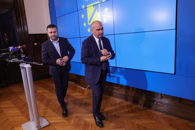 Ciprian Ciucu, amenințări la adresa redacției: „Partea proastă este că astfel de articole vi se vor întoarce în față și vă vor expune”