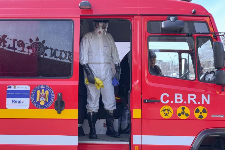 Licitație pentru achiziționarea ambulanțelor și a unei autospeciale CBRN în Sectorul 2