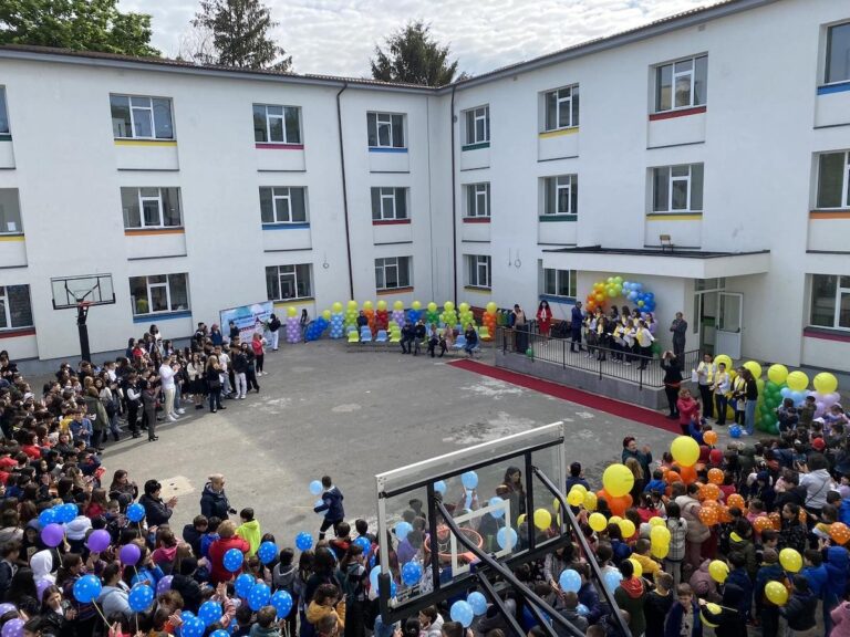 Primăria Sectorului 2, acuzată de plăți nejustificate pentru reparații la Școala Gimnazială Ferdinand