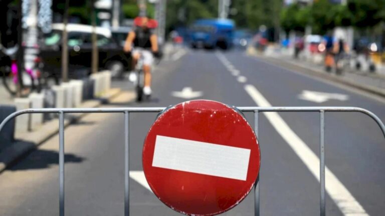 Restricții de circulație în București, în weekend. Ce străzi și bulevarde sunt închise pentru mașini