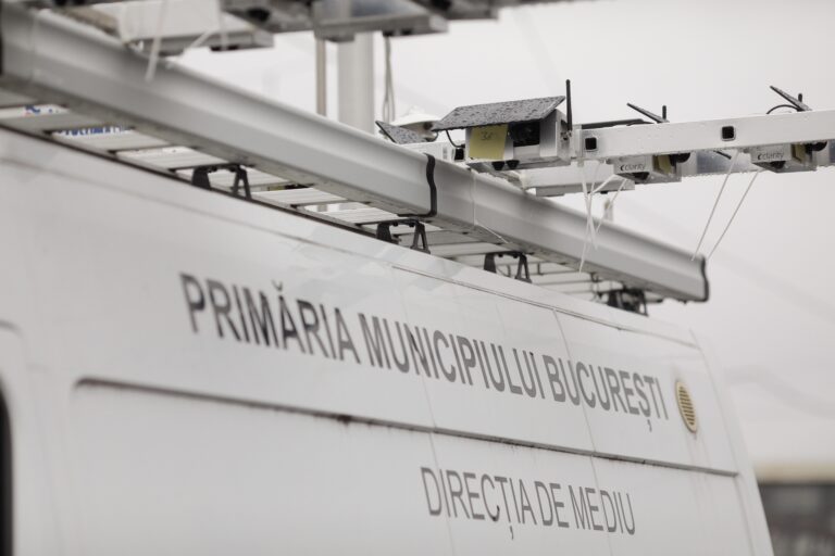 Termenul pentru completarea chestionarului privind calitatea aerului în București, prelungit până pe 31 octombrie