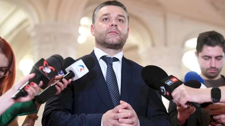 Ciucu rămâne în cursa pentru PMB, dezmințind retragerea în favoarea lui Drulă