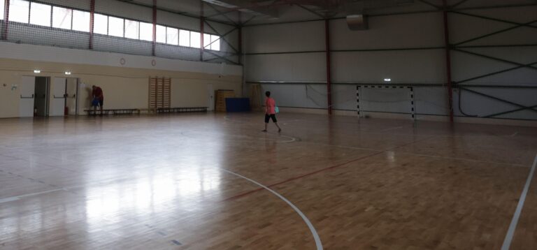 Închirierea infrastructurii școlare: 14 săli de sport și 10 săli de clasă din Sectorul 5 disponibile pentru activități extracurriculare
