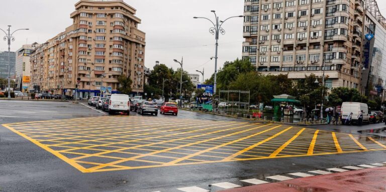 Reguli stricte pentru traficul din București: Amenzi mari pentru blocarea intersecțiilor