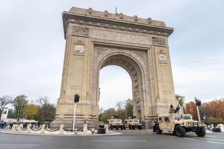 Repetiția generală pentru Parada Națională de 1 decembrie va avea loc weekendul viitor, în zona Arcului de Triumf, cu restricții de circulație