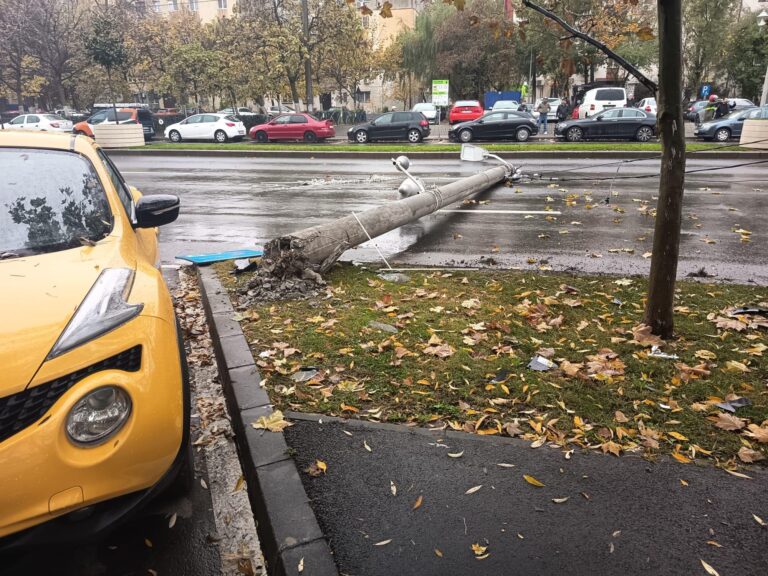 Restricții de trafic pe Bulevardul Constantin Brâncoveanu după un accident