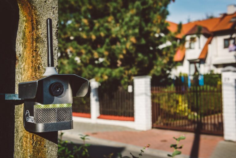 10 senzori de zgomot au ajuns la Asociația Părinți de Cireșari. Dispozitivele sunt acum în proces de autorizare pentru instalare.