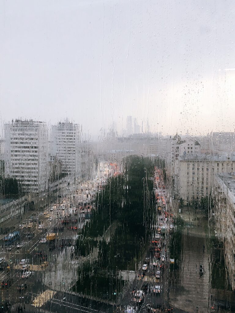 Vremea se menține închisă și săptămâna viitoare în București