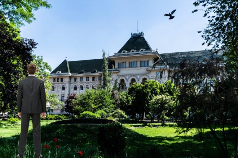 Alegerile din București: O analiză a previziunilor inteligenței artificiale