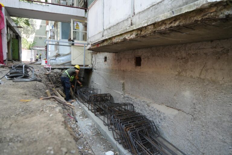 Sectorul 3 continuă consolidările seismice: două blocuri finalizate, șapte în lucru, alte 15 în analiză