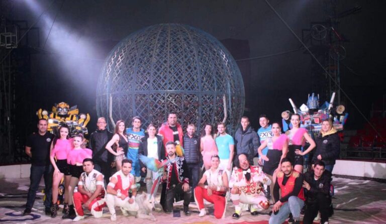 Circul Espinol aduce magie și acrobații în Parcul Drumul Taberei