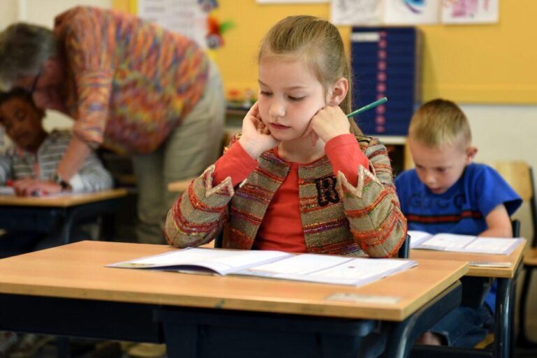 Sector 1 | Inițiativă educațională pentru prevenirea abandonului școlar: 269 de grupe de preșcolari