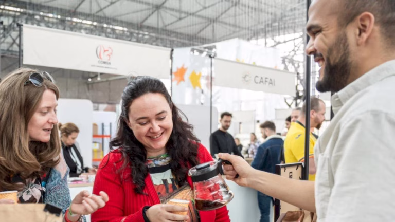 Festivalul COFFEeast revine la București cu degustări de cafea, workshop-uri și competiții