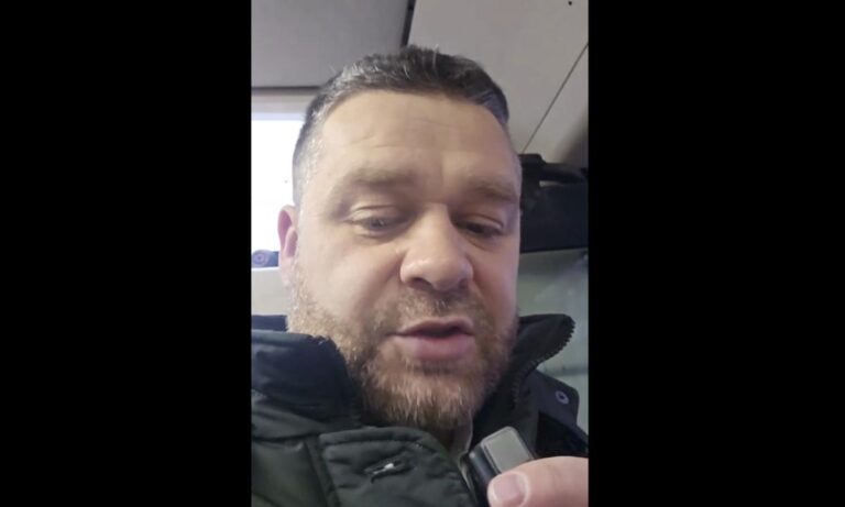 Mesajul primarului Ciucu din troleibuz: „Organigrama e plină de șefi și șefuleți, iar situația la STB este scăpată de sub control”