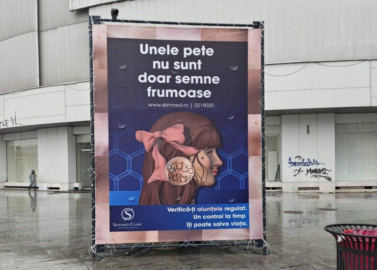 Primăria Generală elimină reclamele ilegale de pe trotuare