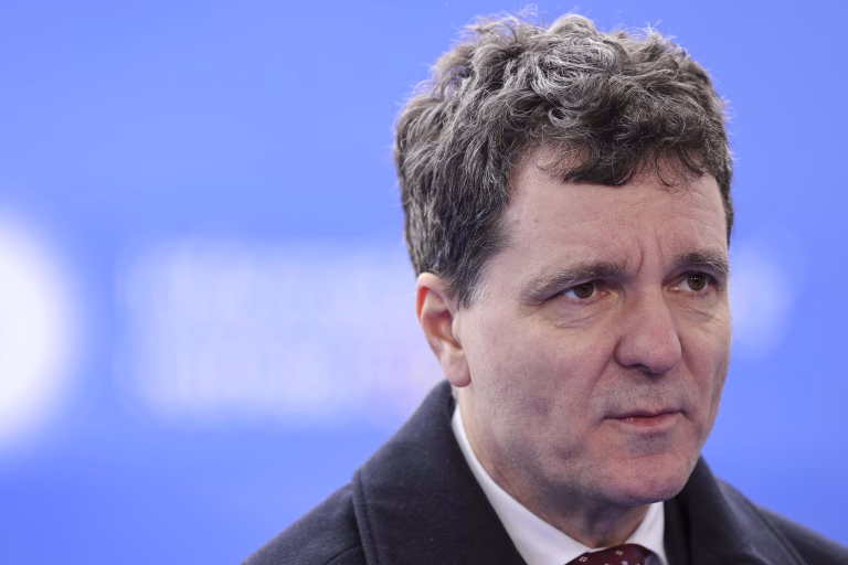 Sesizare la Parchetul General privind finanțarea campaniei lui Nicușor Dan