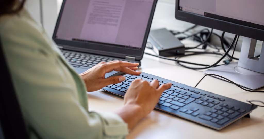 Acte de la stat fără cozi: ce poți lua online în 2026 - Politica