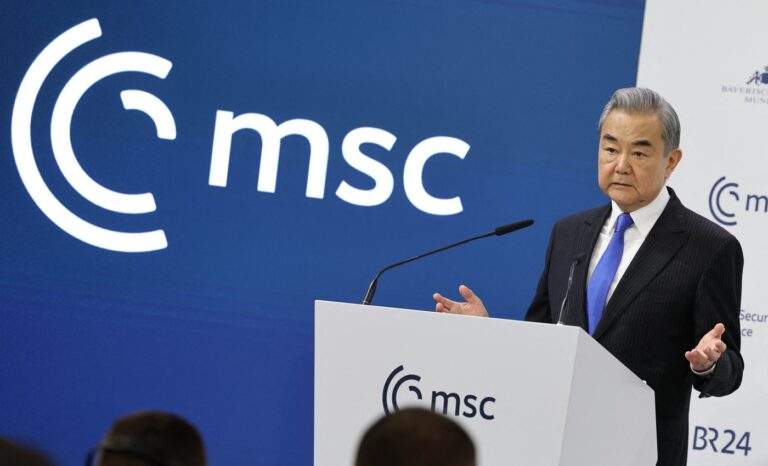 China face ochii dulci Europei în timp ce SUA ezită
