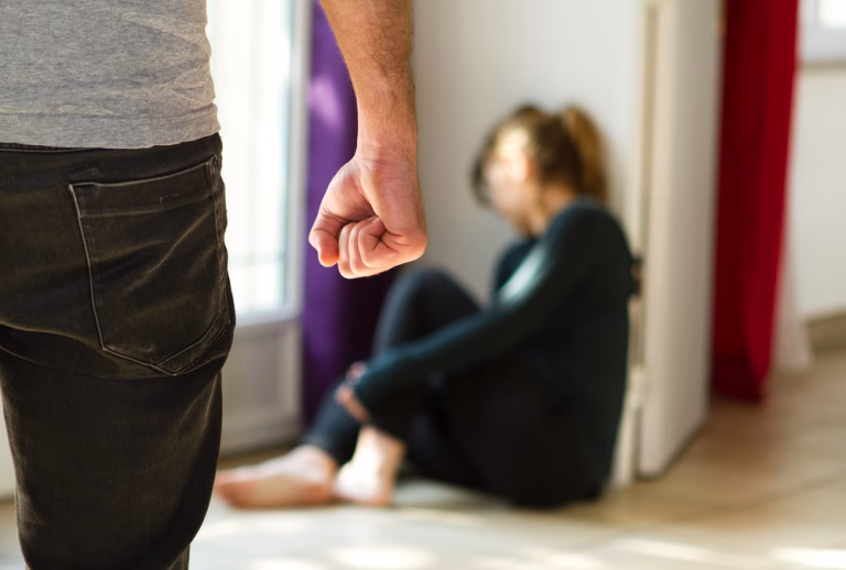 Concediu plătit pentru victimele violenței domestice