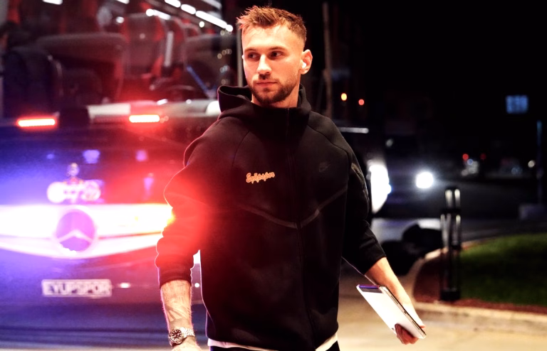 Denis Drăguș și Alexandru Maxim, blocați în România de zăpadă