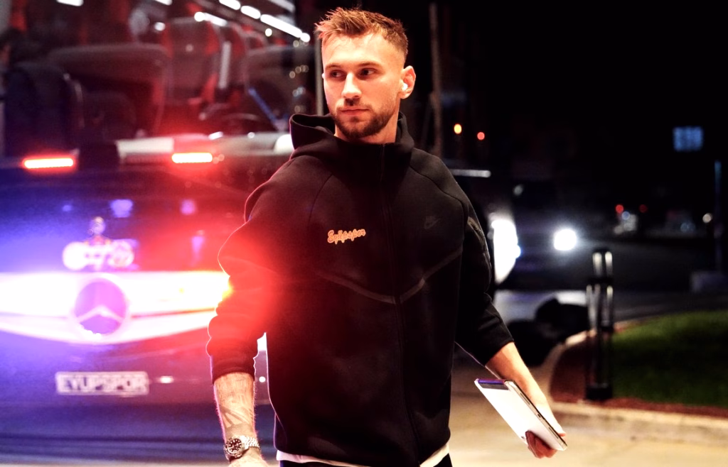 Denis Drăguș și Alexandru Maxim, blocați de zăpadă în România - Sport