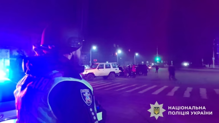Explozie la Mikolaiv: șapte polițiști răniți într-un atac