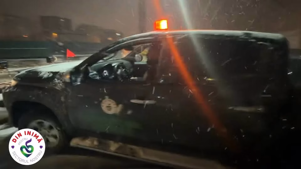 Iarna s-a întors în București: utilaje pe străzi toată noaptea - Bucuresti