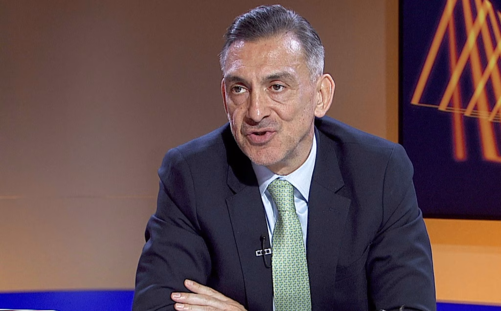 Ilie Dumitrescu pariază: doi jucători pleacă 100% de la FCSB - Sport