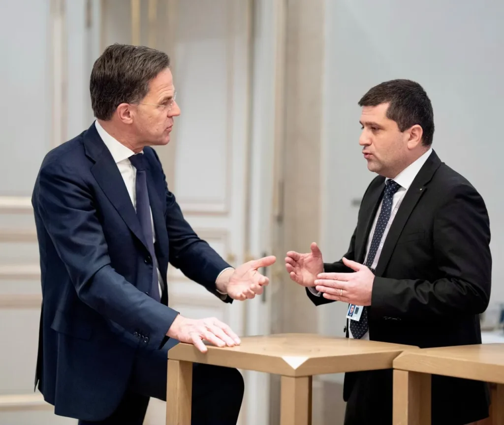 Miruță s-a întâlnit cu Mark Rutte la München - Politica