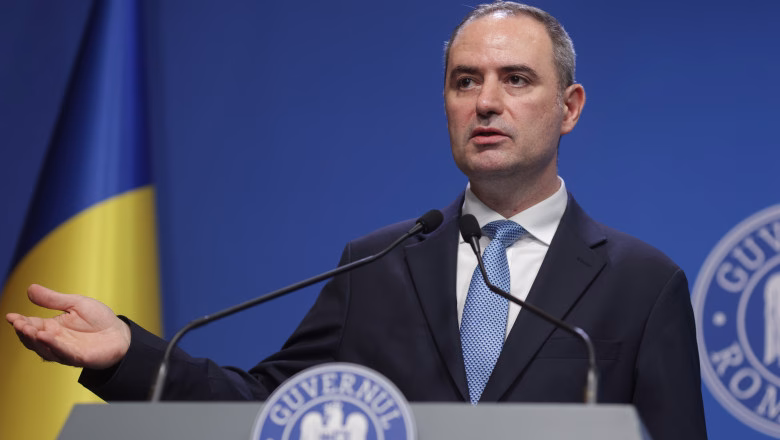 Pensiile speciale, din nou pe masă după decizia CCR - Politica