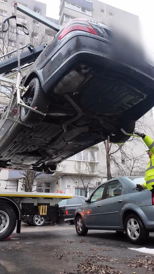 Peste 4.000 de mașini abandonate, ridicate în Sectorul 1 - Bucuresti