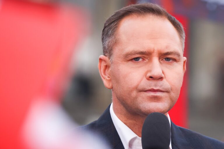 Președintele Poloniei vrea armament nuclear pentru țara sa