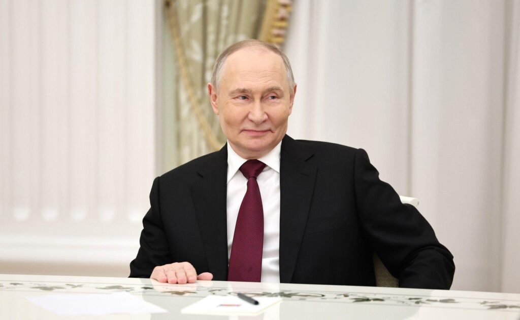 Putin a dispărut de 10 zile și nimeni nu știe unde e - Politica